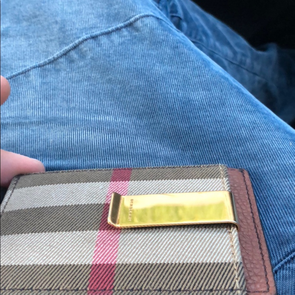 Burberry card holder/money clip